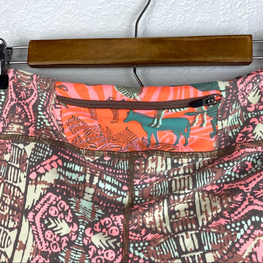 Maaji Printed Stretch Pants Size Large - Picture 3 of 7